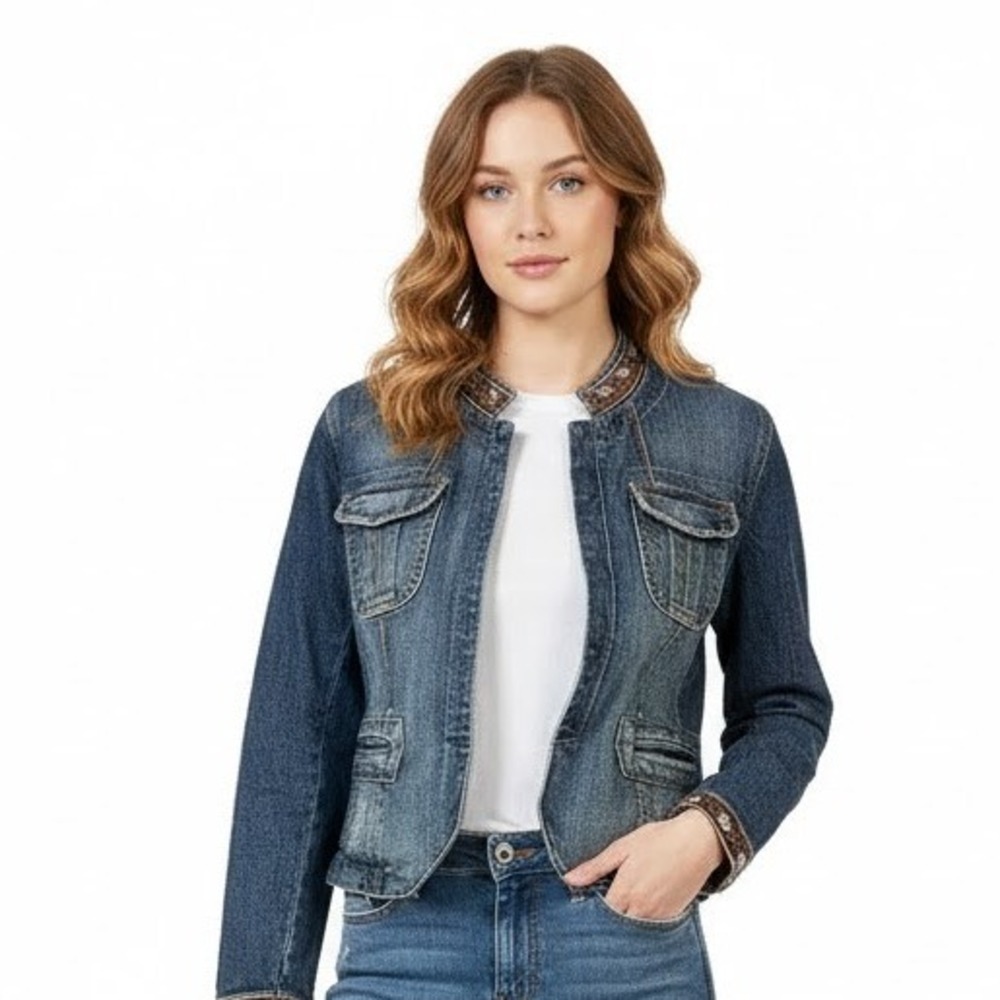 Paris Blues‎ Jean Jacket Blue Denim Boho Vintage Look Embroidered Size Small